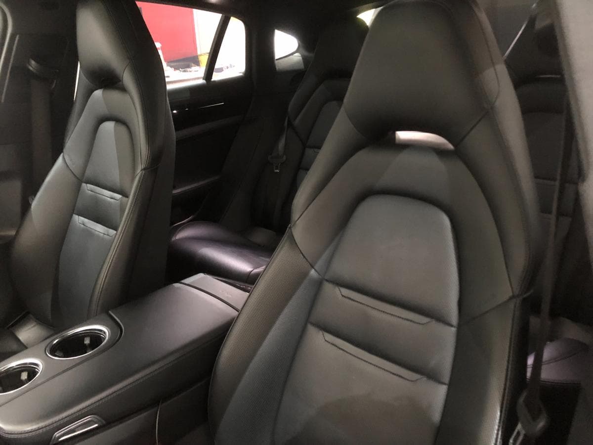 Porsche Panamera 4S · Ano 2017 — imagen 27