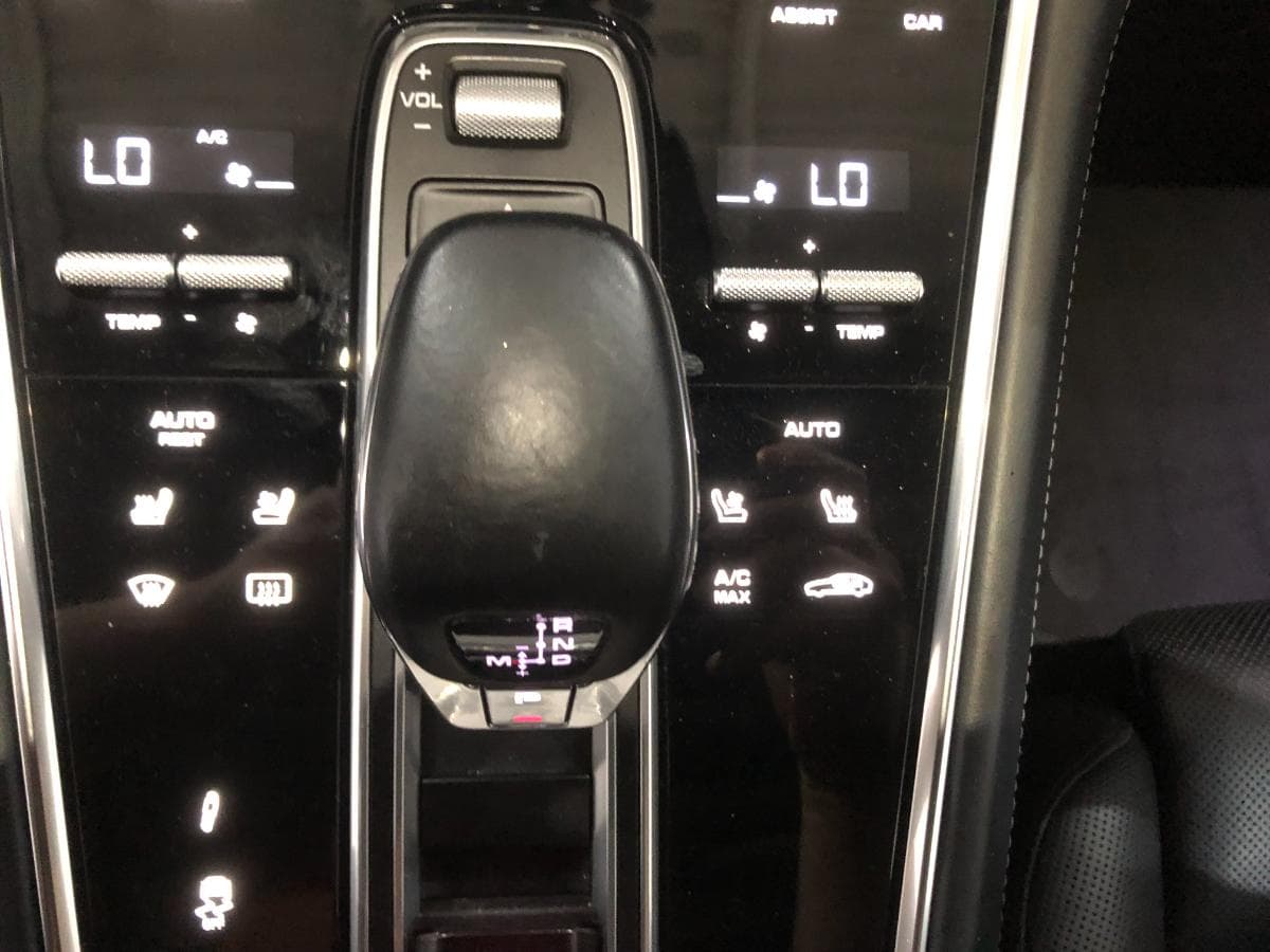 Porsche Panamera 4S · Ano 2017 — imagen 41