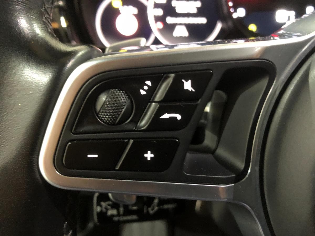 Porsche Panamera 4S · Ano 2017 — imagen 49
