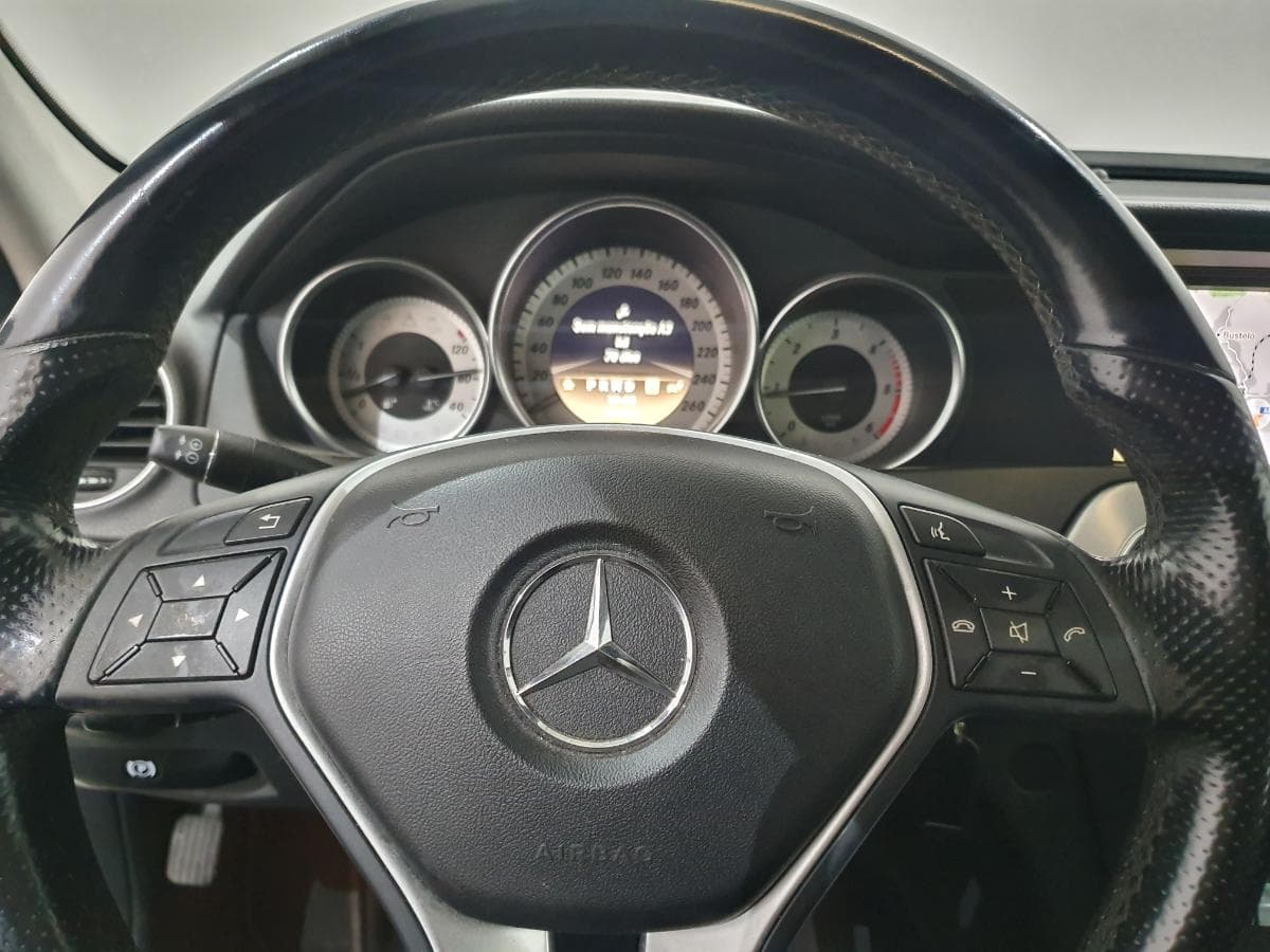 Mercedes-Benz C220 CDI · Ano 2011 — imagen 43