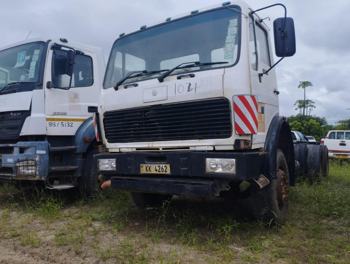 Truck Mercedes Benz