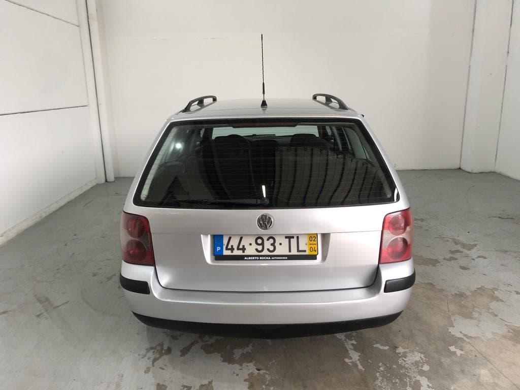 Volkswagen Passat TDI · Ano 2002 — image 6