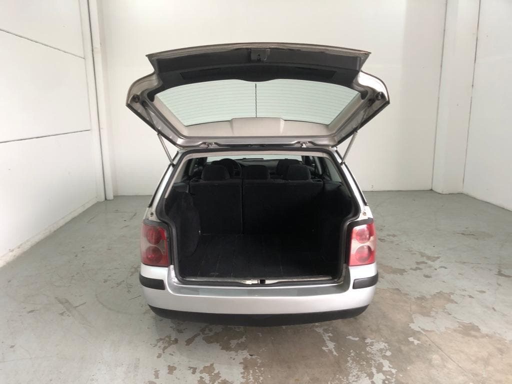 Volkswagen Passat TDI · Ano 2002 — image 7