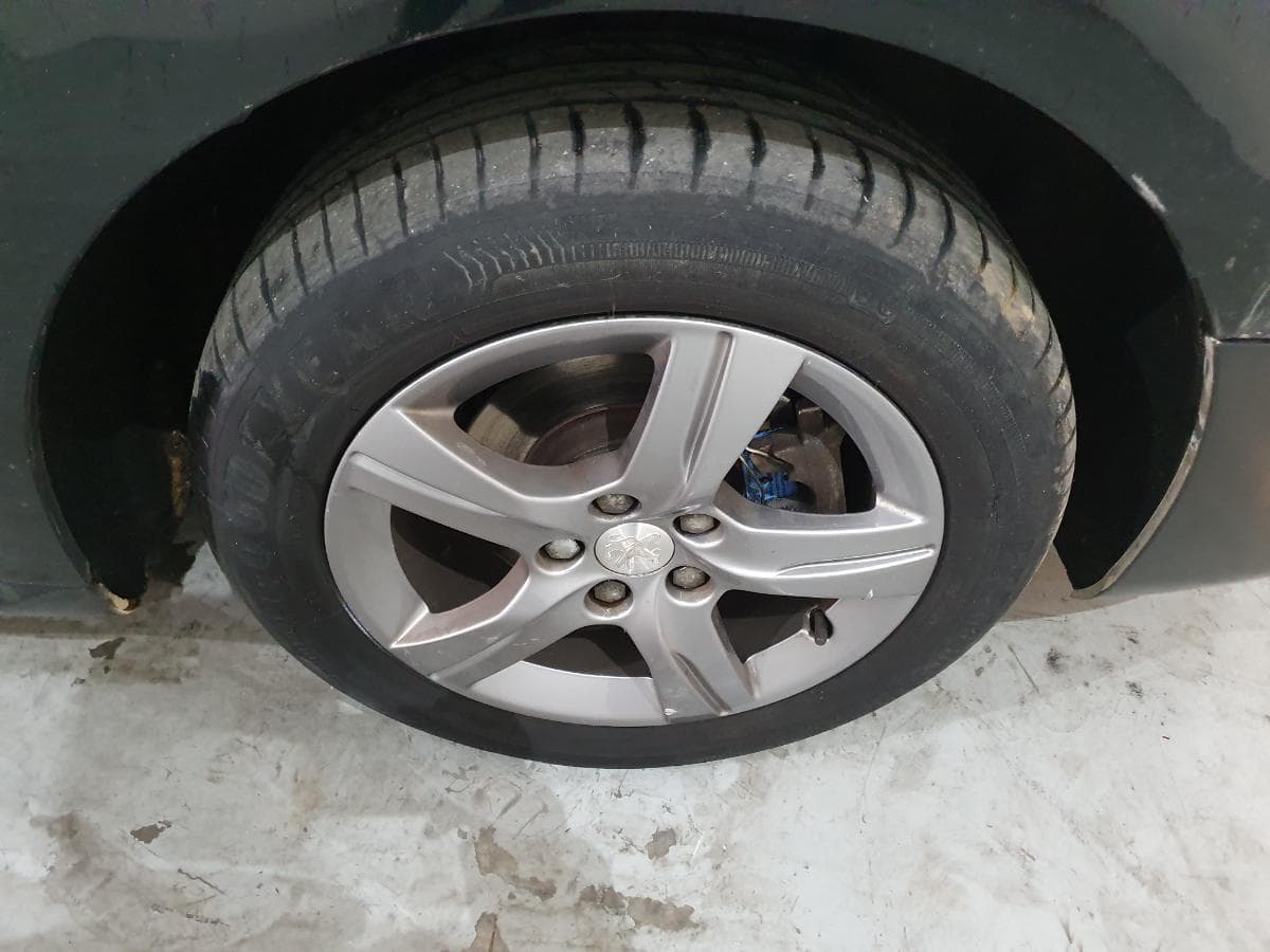 Peugeot 508 SW 1.6 HDI · Ano 2013 — image 22