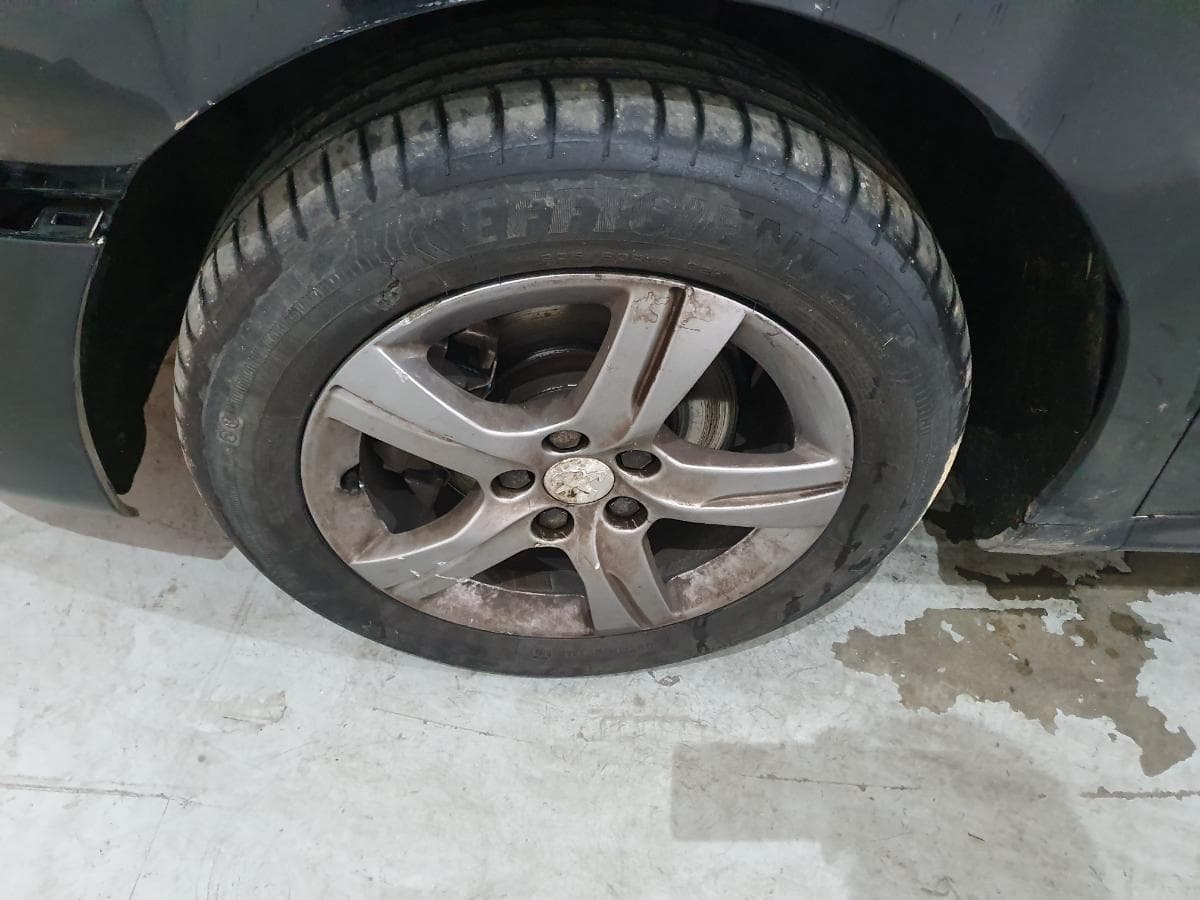 Peugeot 508 SW 1.6 HDI · Ano 2013 — image 23