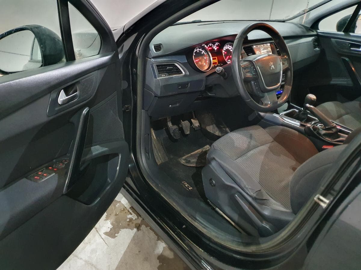 Peugeot 508 SW 1.6 HDI · Ano 2013 — image 24