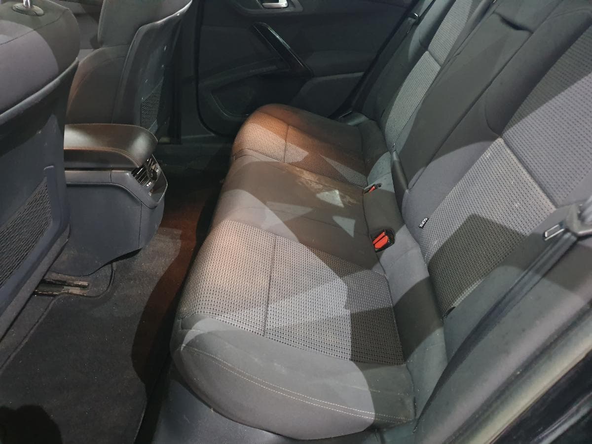 Peugeot 508 SW 1.6 HDI · Ano 2013 — image 26