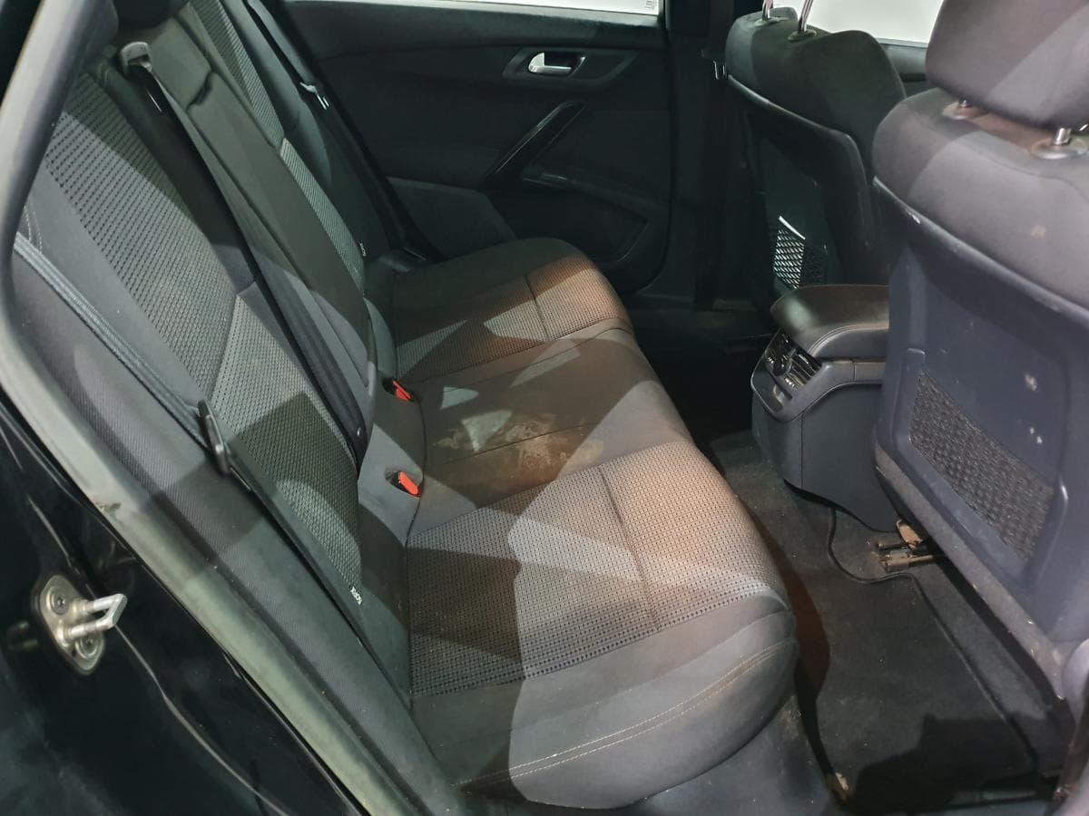 Peugeot 508 SW 1.6 HDI · Ano 2013 — image 31