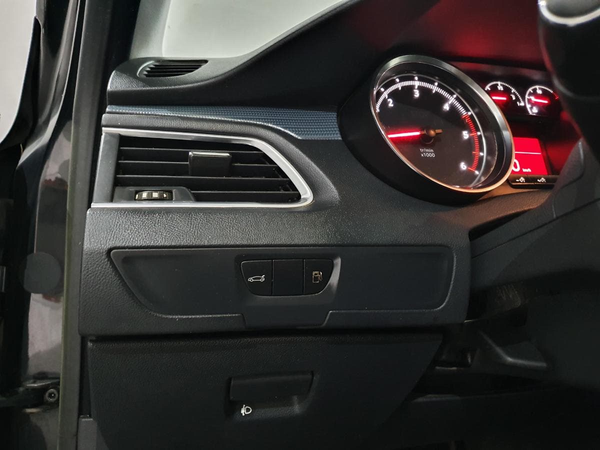 Peugeot 508 SW 1.6 HDI · Ano 2013 — image 40