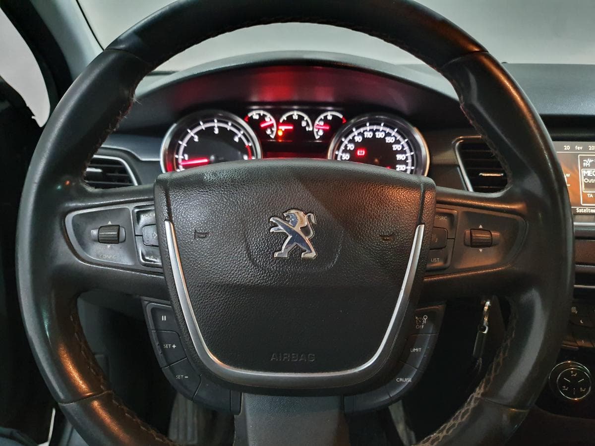 Peugeot 508 SW 1.6 HDI · Ano 2013 — image 43