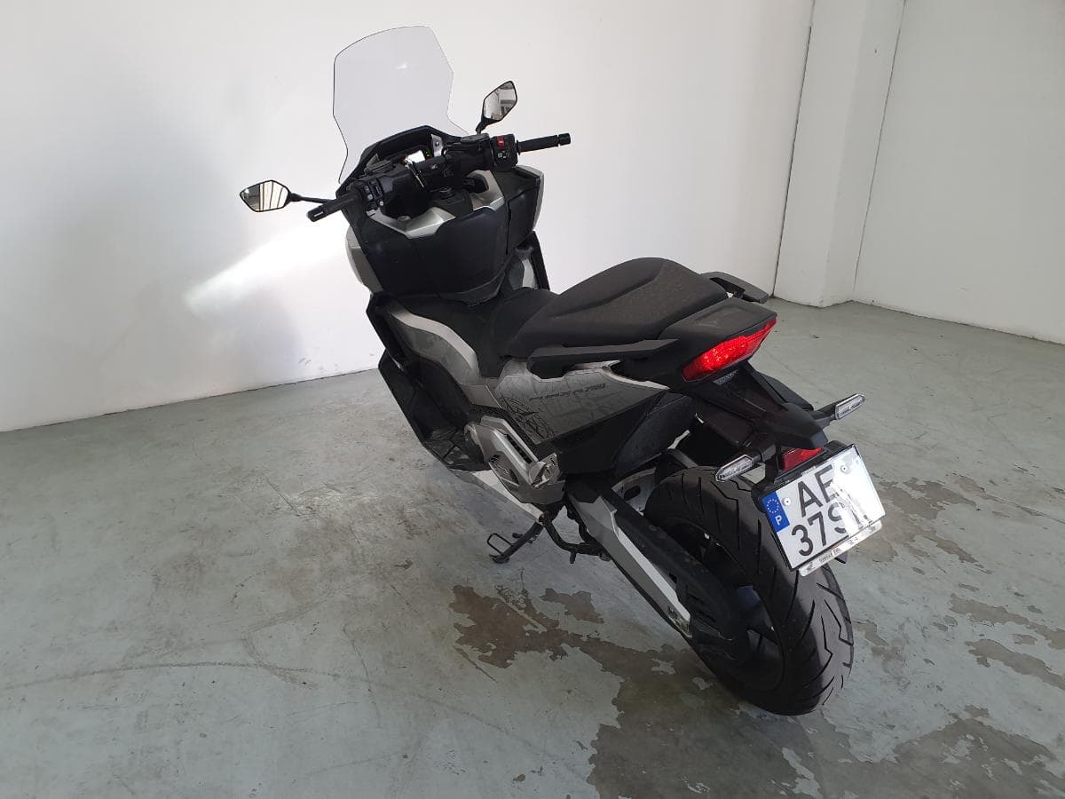 Motociclo Honda Forza 750 XADV · Ano 2020 — image 3