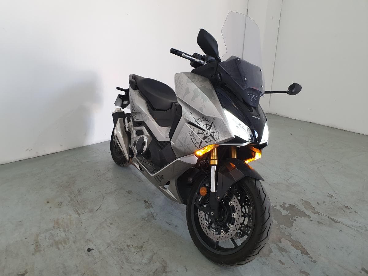 Motociclo Honda Forza 750 XADV · Ano 2020 — image 1