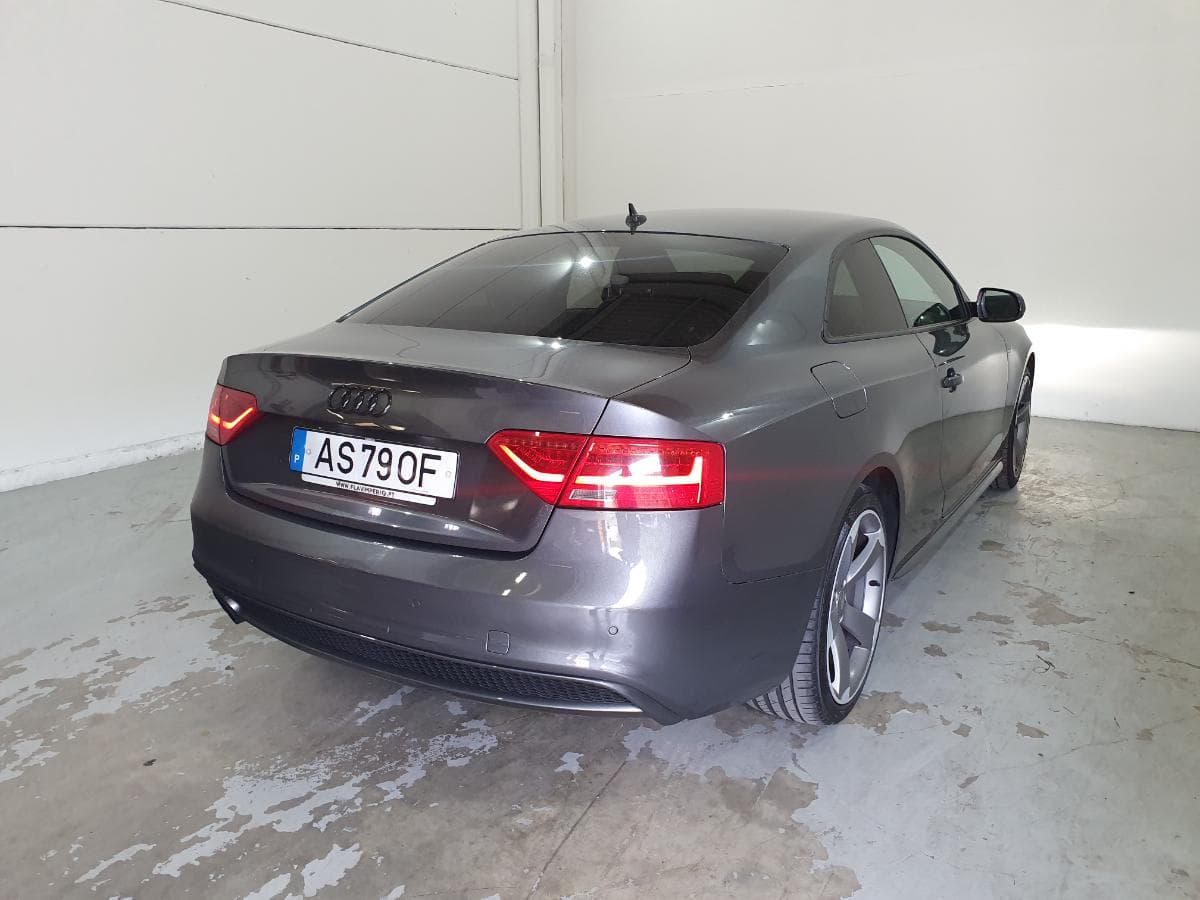 Audi A5 2.0 TDI Coupé · Ano 2014 — imagen 11
