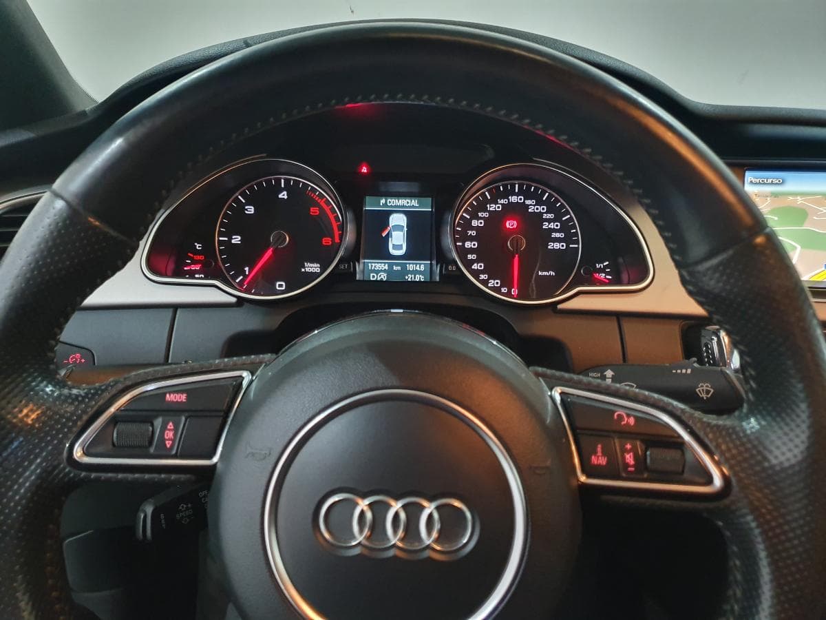 Audi A5 2.0 TDI Coupé · Ano 2014 — imagen 35