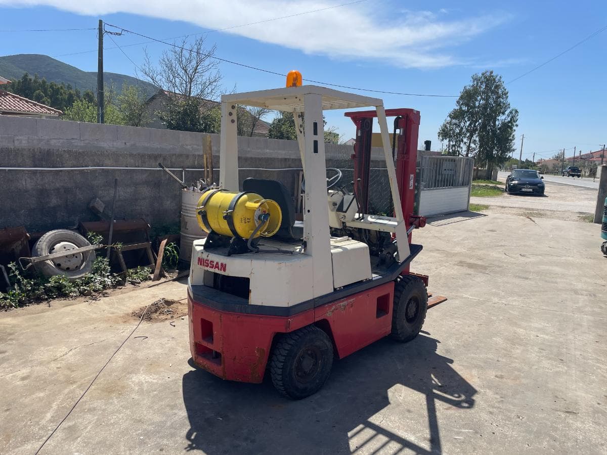 Empilhador Nissan 1500kg — imagem 5