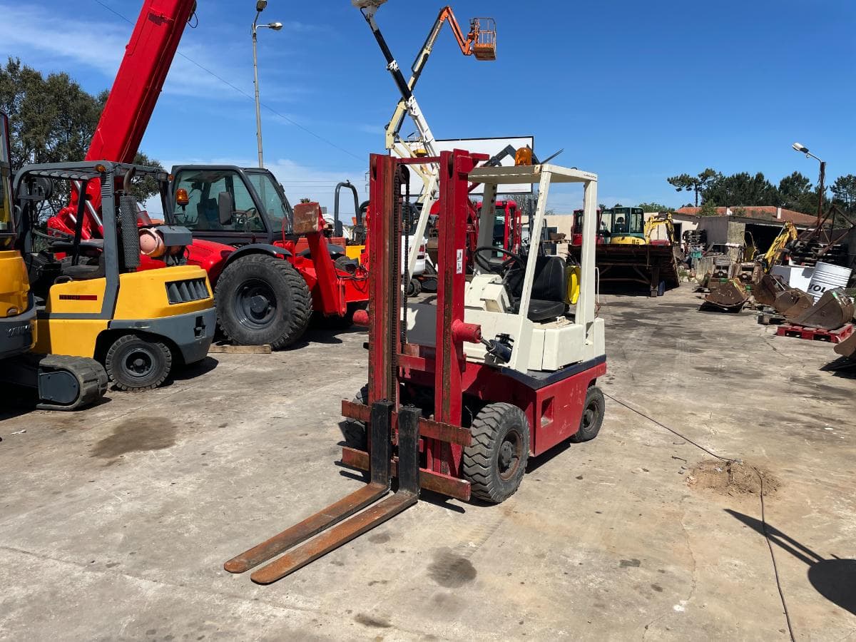 Empilhador Nissan 1500kg — imagem 2