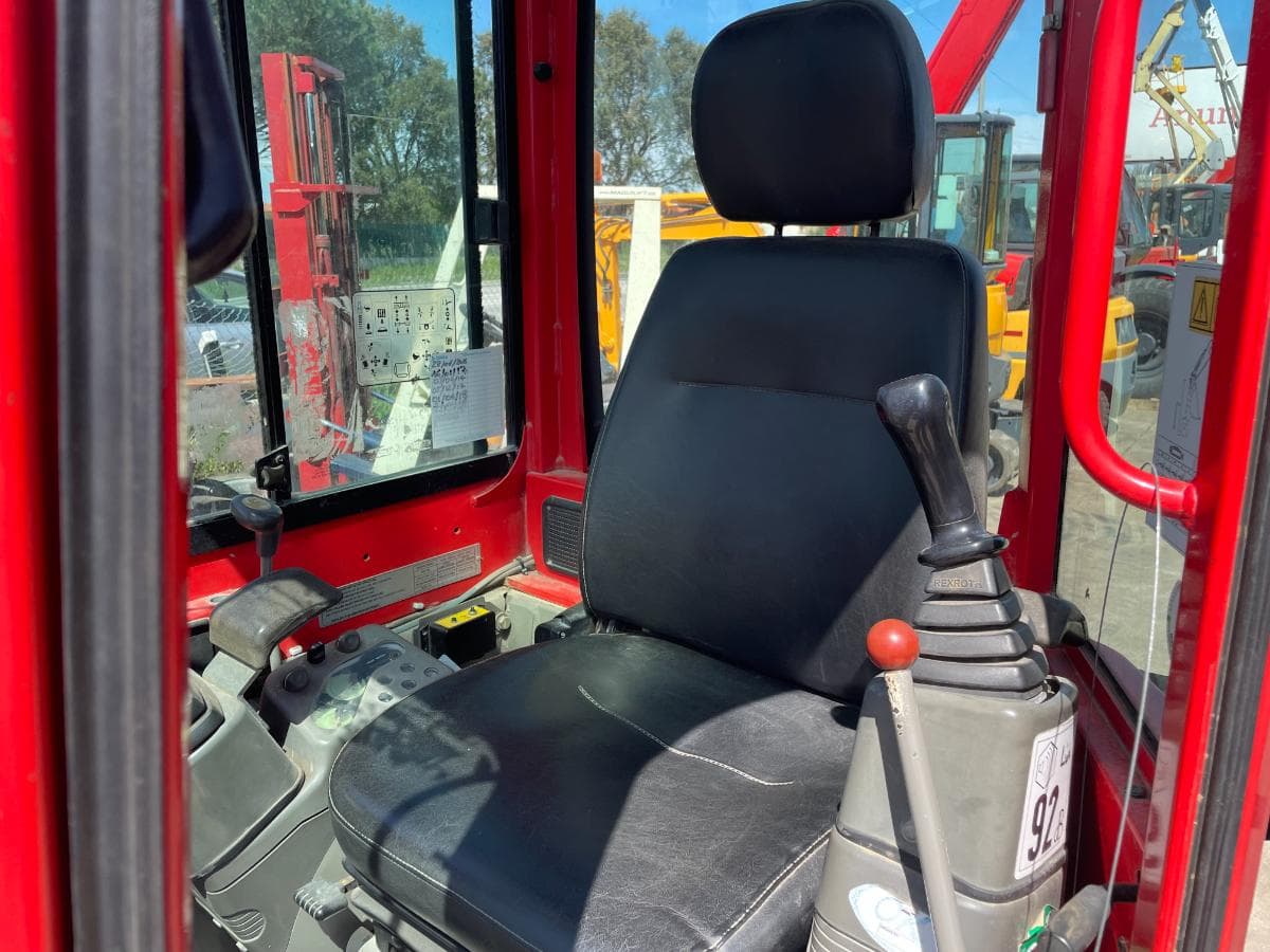 Mini Giratória Yanmar VIO 20 — imagen 5