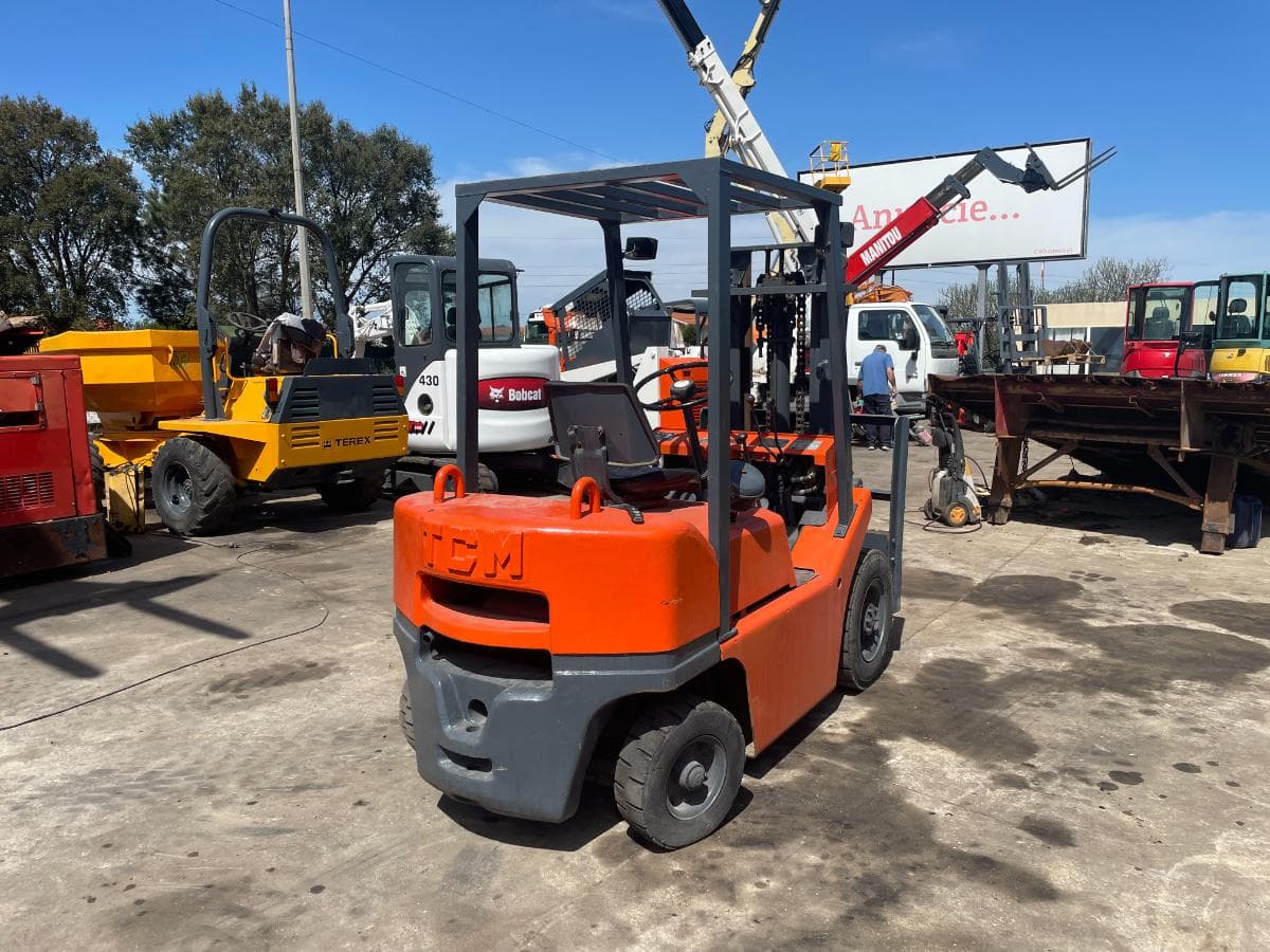 Empilhador TCM 2500Kg — imagen 4