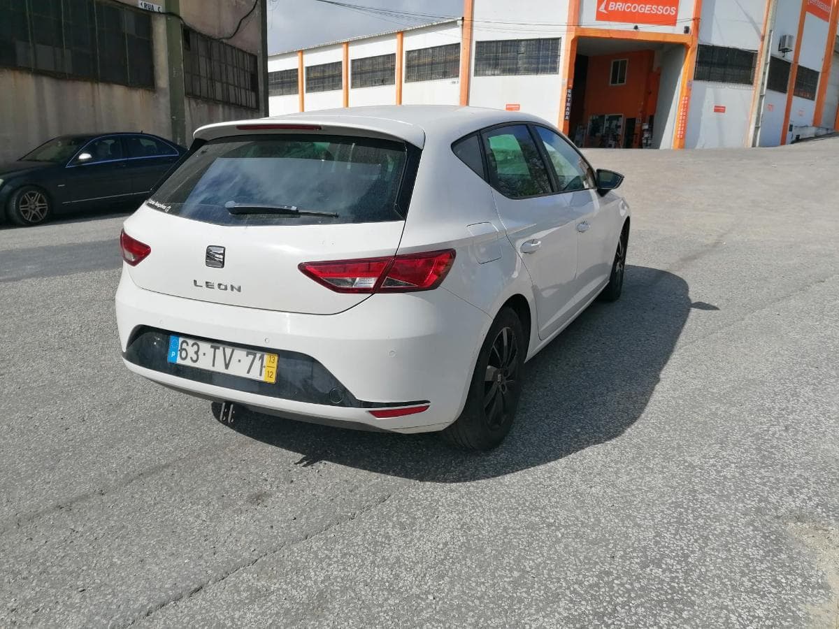 Seat Leon 1.6TDI · Ano 2013 — imagen 7