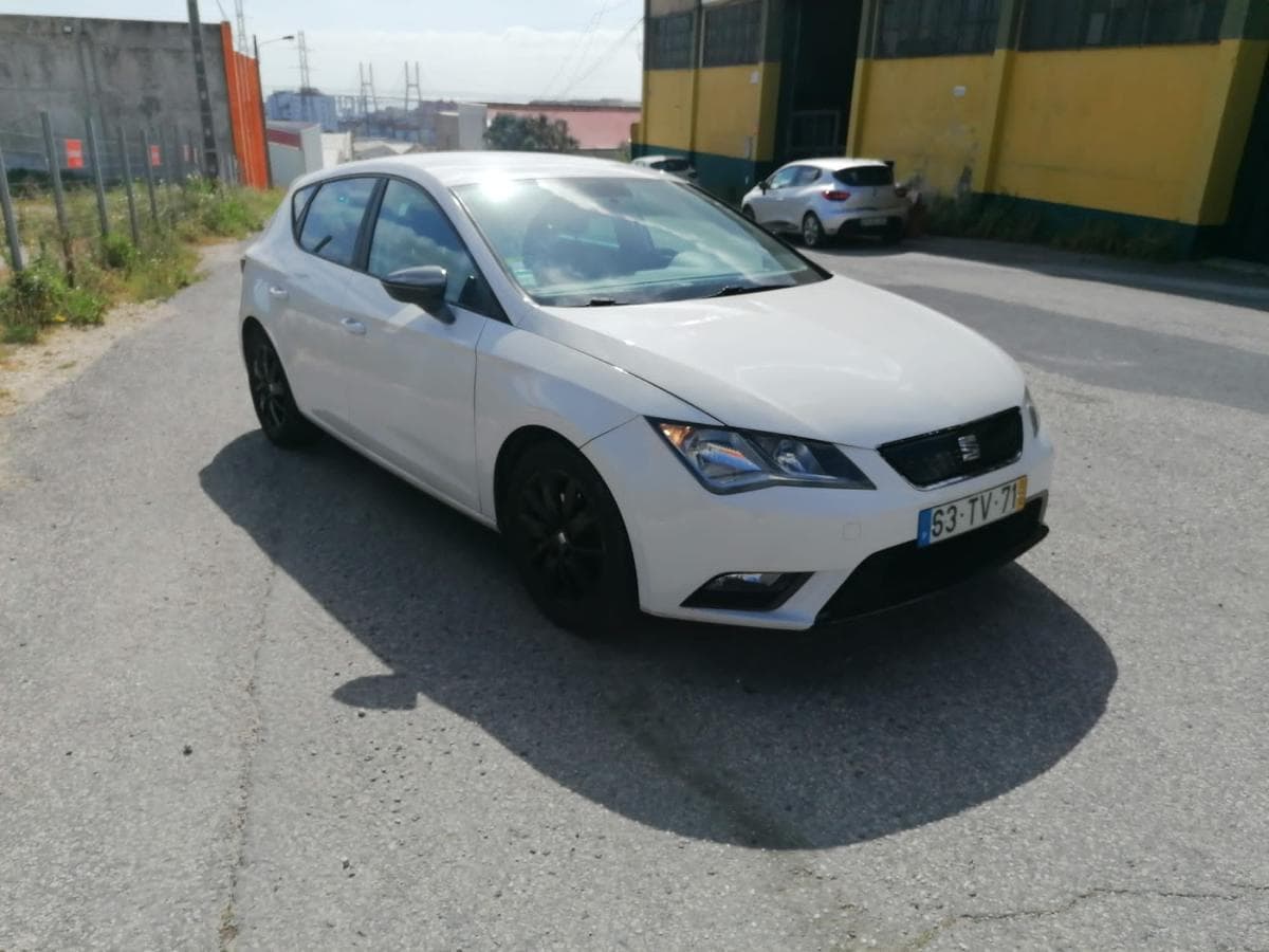 Seat Leon 1.6TDI · Ano 2013 — imagen 1