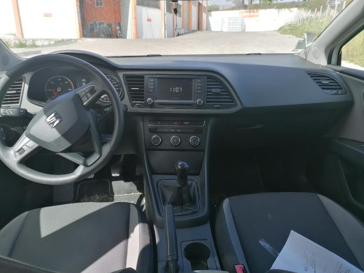 Seat Leon 1.6TDI · Ano 2013 — imagen 11
