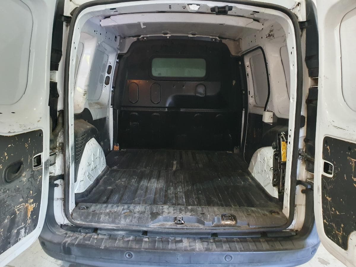 Renault Kangoo 1.5 DCI · Ano 2015 — image 7