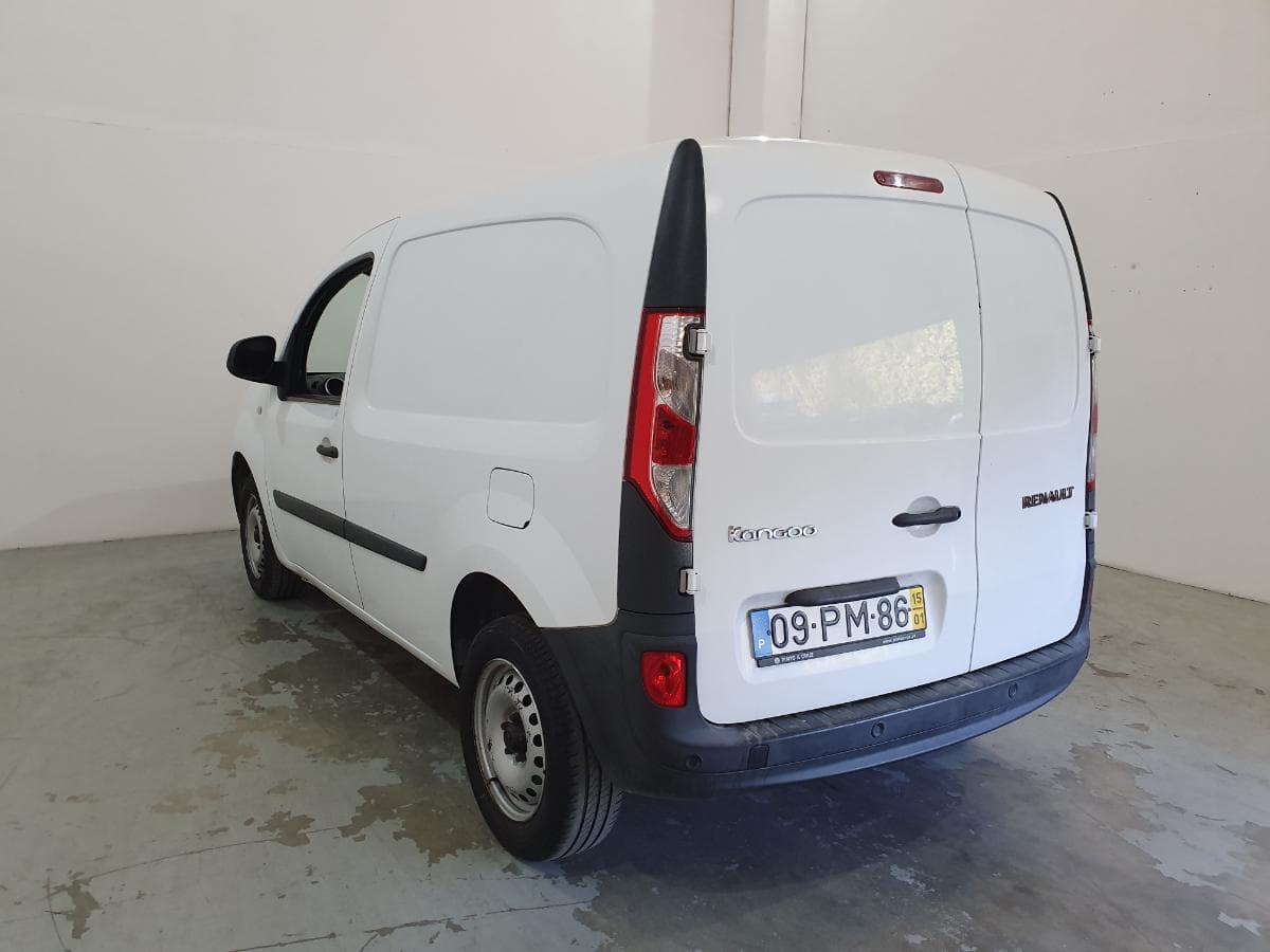 Renault Kangoo 1.5 DCI · Ano 2015 — image 11