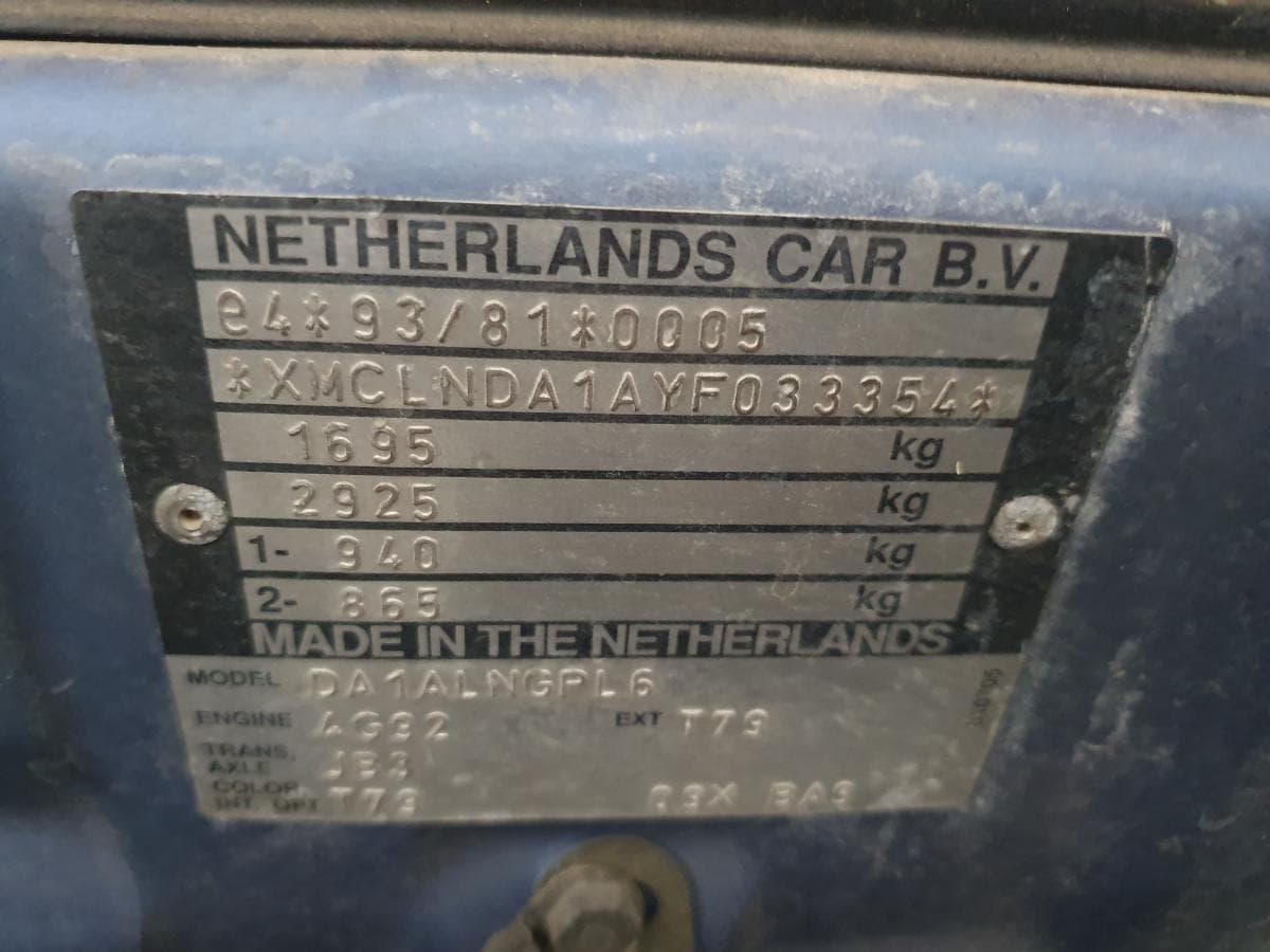 Mitsubishi Carisma 1.6 · Ano 2000 — imagen 5