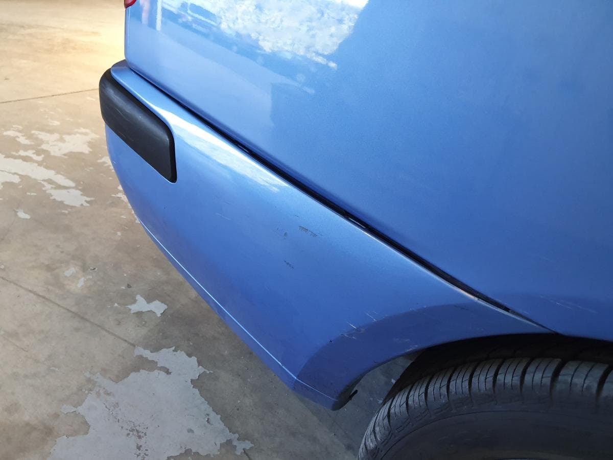 Mitsubishi Carisma 1.6 · Ano 2000 — imagen 17