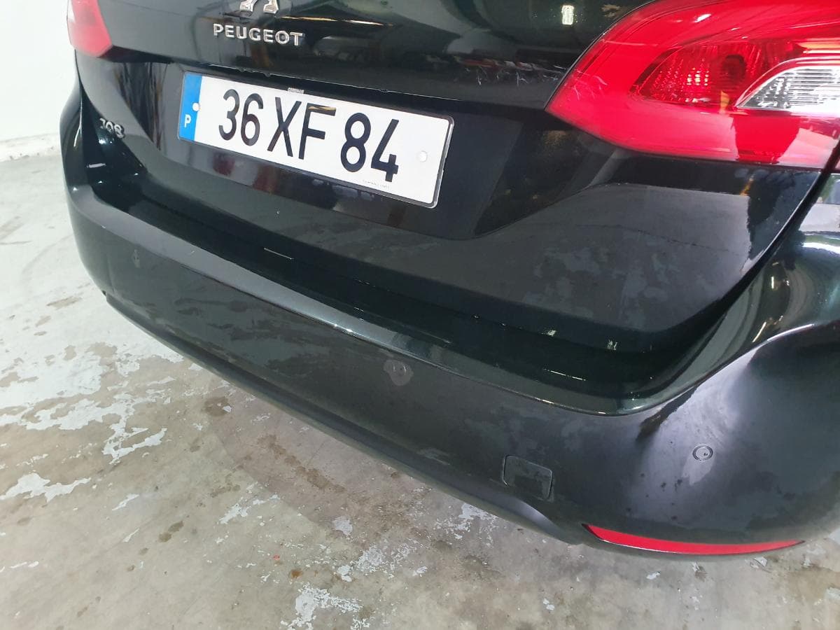 Peugeot 308 SW 1.6 HDI · Ano 2014 — imagen 6