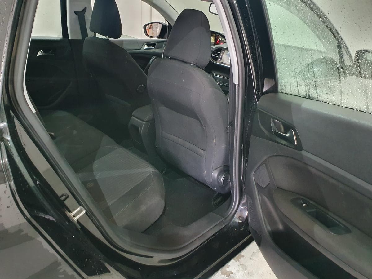 Peugeot 308 SW 1.6 HDI · Ano 2014 — imagen 26
