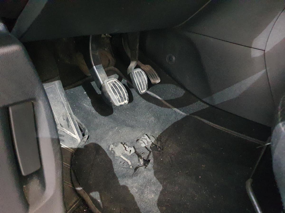 Peugeot 308 SW 1.6 HDI · Ano 2014 — imagen 39