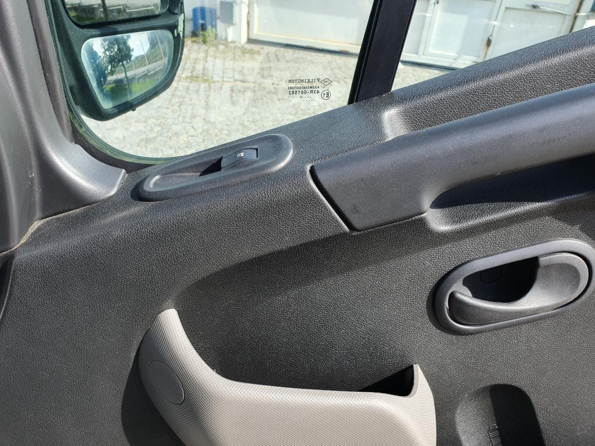 Opel Movano 2.3 CDTI · Ano 2016 — imagen 25