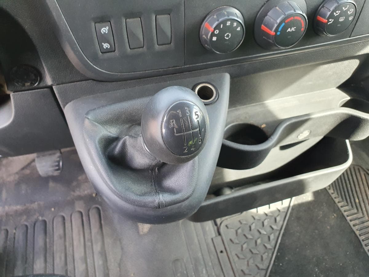 Opel Movano 2.3 CDTI · Ano 2016 — imagen 30
