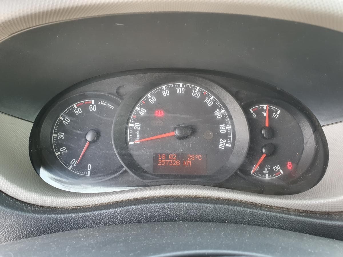 Opel Movano 2.3 CDTI · Ano 2016 — imagen 32