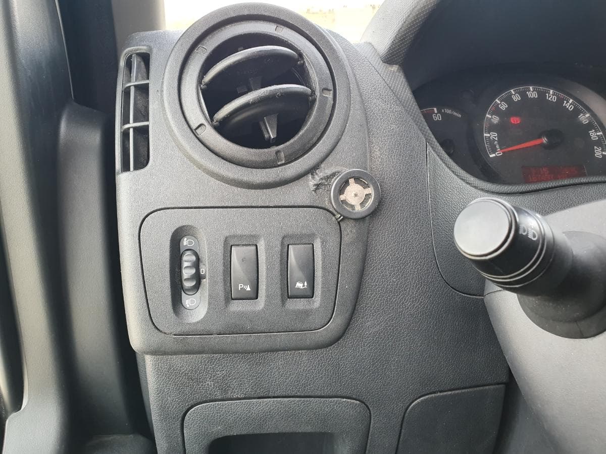 Opel Movano 2.3 CDTI · Ano 2018 — imagem 29