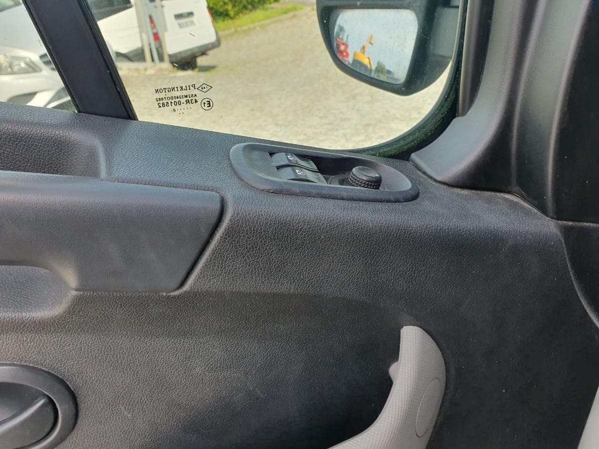 Opel Movano 2.3 CDTI · Ano 2018 — imagem 33