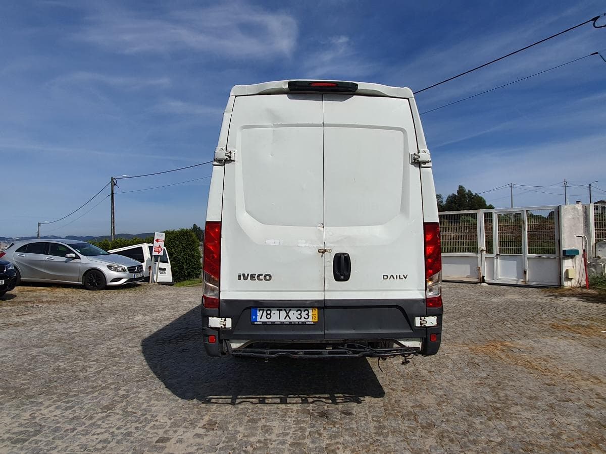 Iveco Daily 35-160 · Ano 2017 — imagen 8