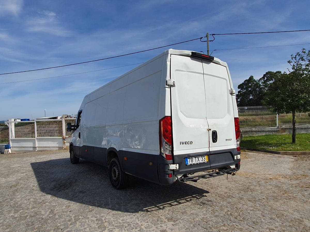 Iveco Daily 35-160 · Ano 2017 — imagen 7