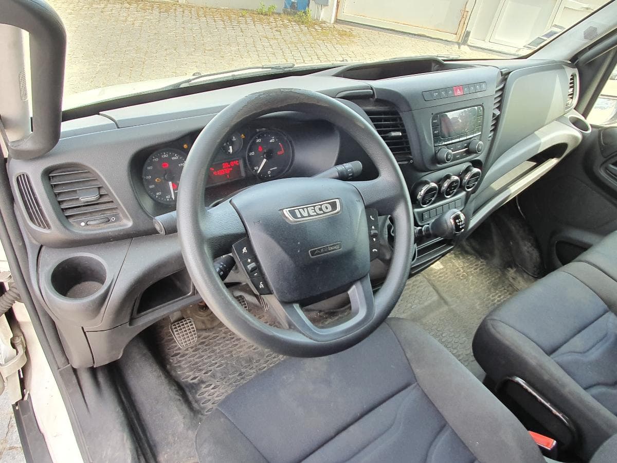 Iveco Daily 35-160 · Ano 2017 — imagen 29