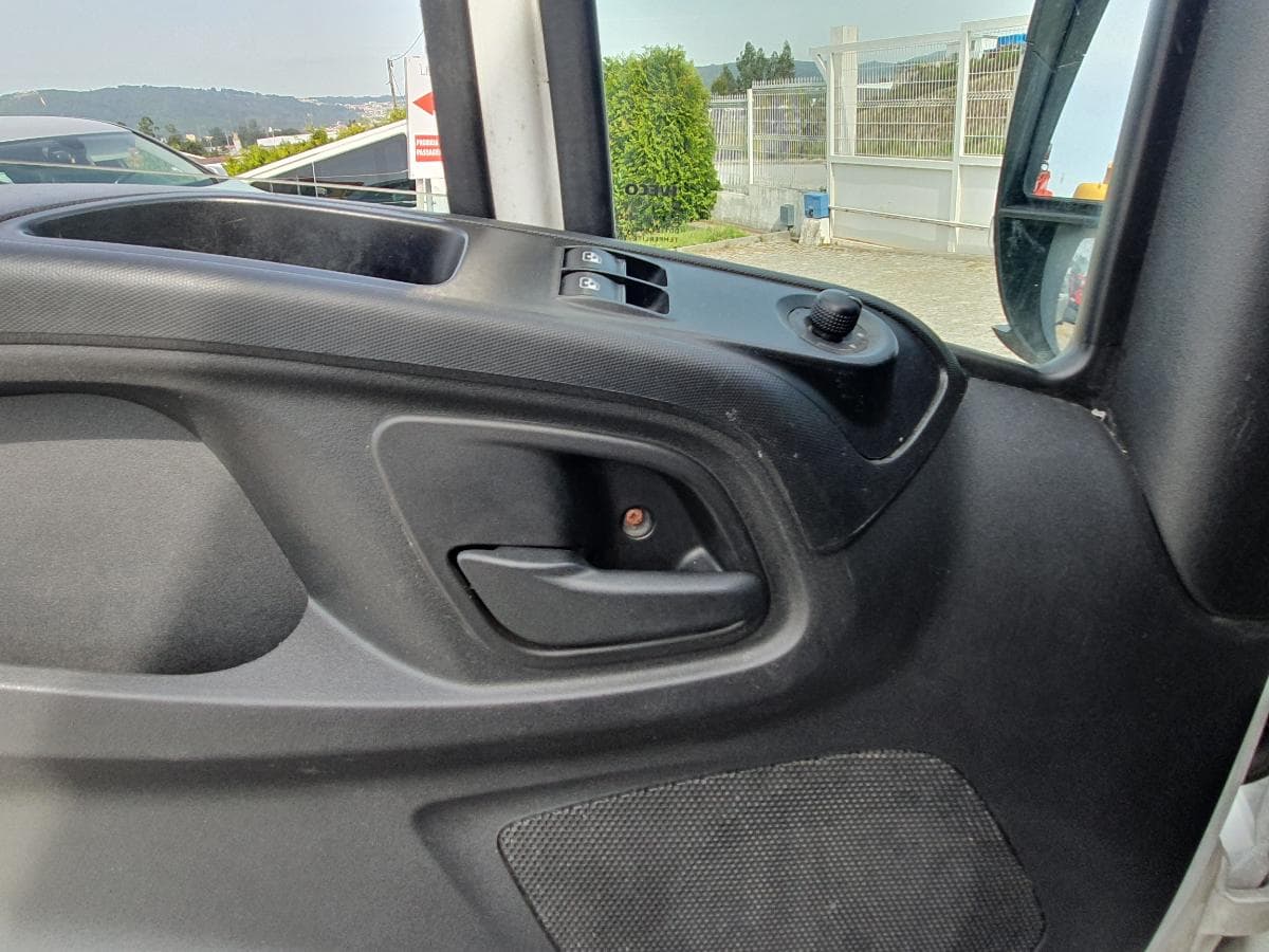 Iveco Daily 35-160 · Ano 2017 — imagen 34