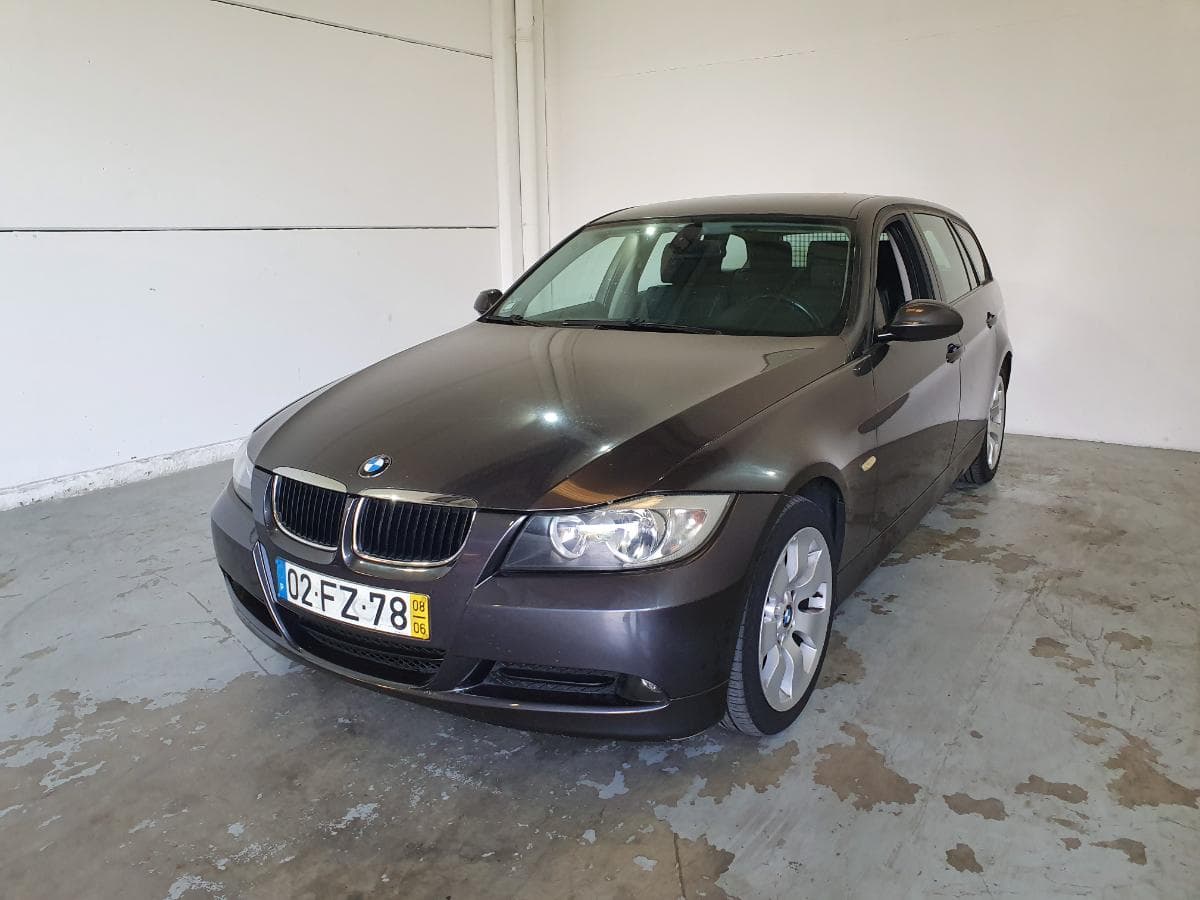 BMW 320D Touring · Ano 2008 — imagen 1