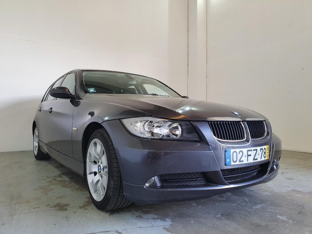 BMW 320D Touring · Ano 2008 — imagen 3