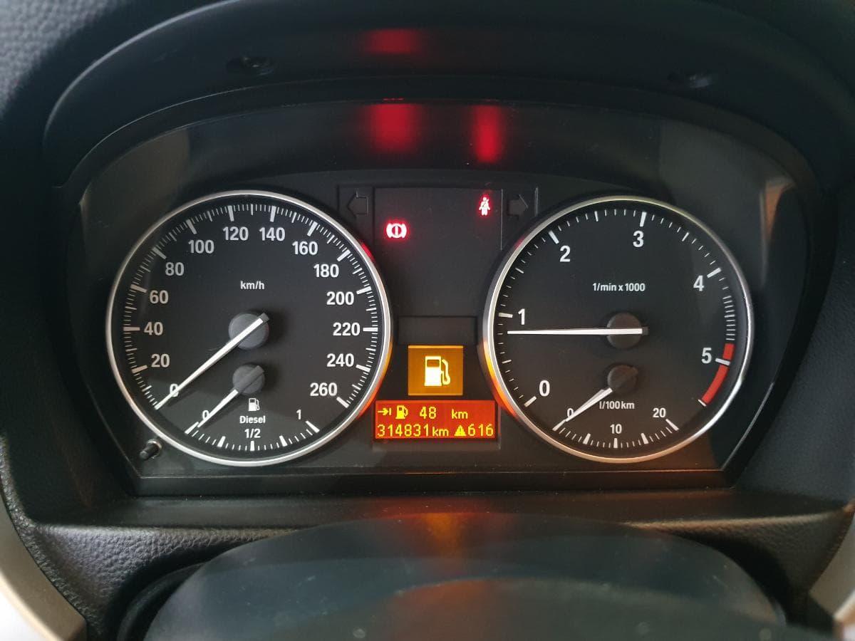 BMW 320D Touring · Ano 2008 — imagen 37