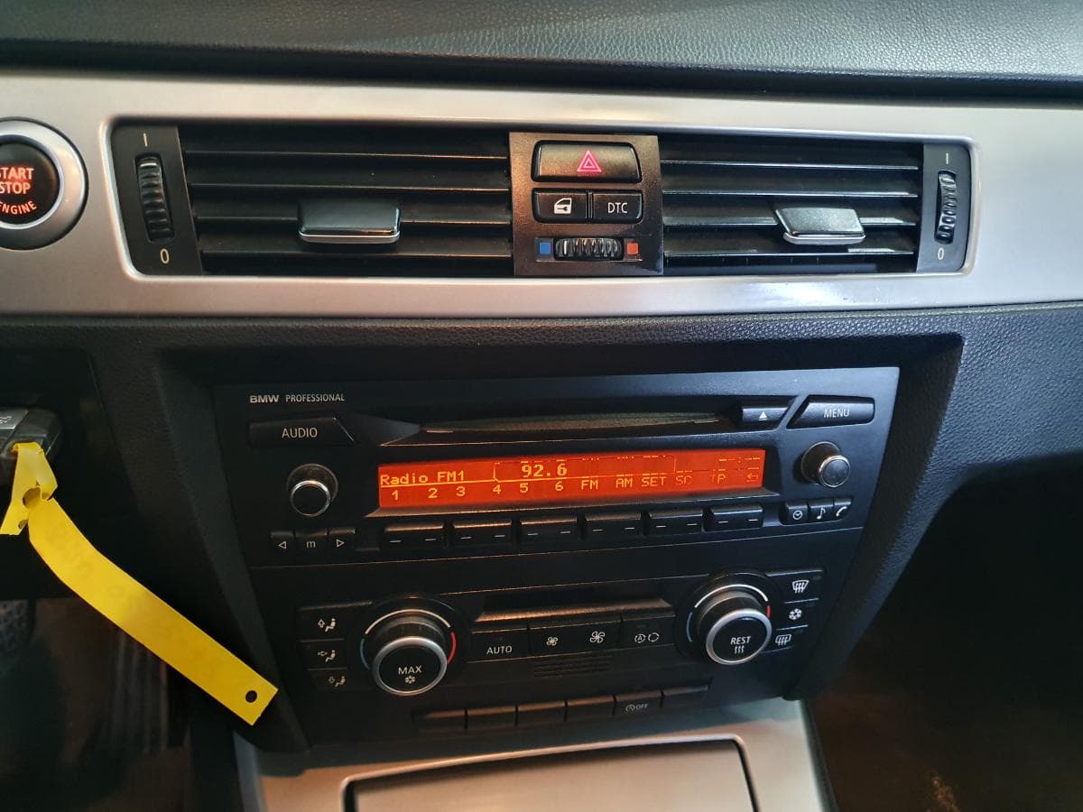BMW 320D Touring · Ano 2008 — imagen 43