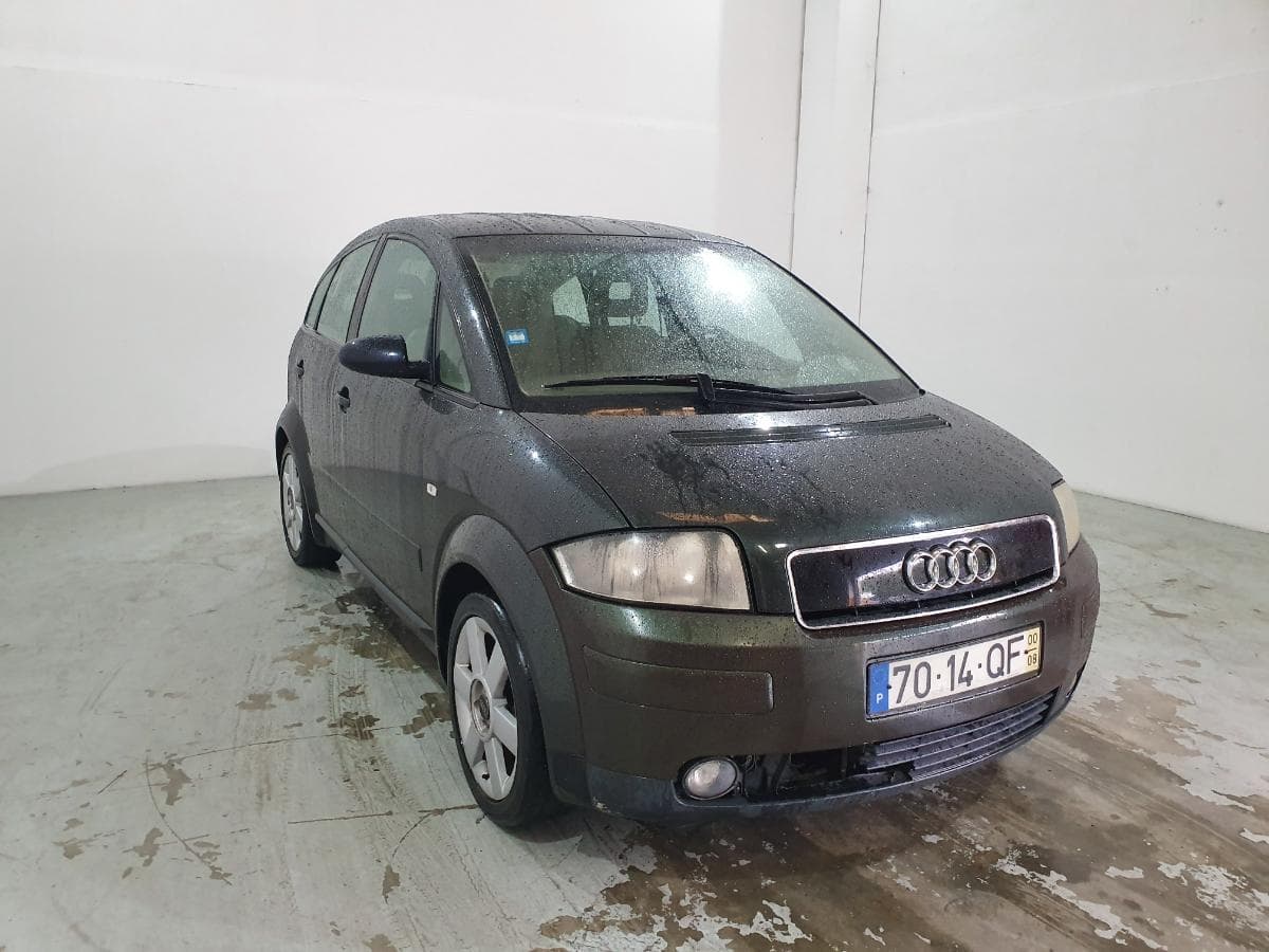 Audi A2 1.4 · Ano 2000 — image 1