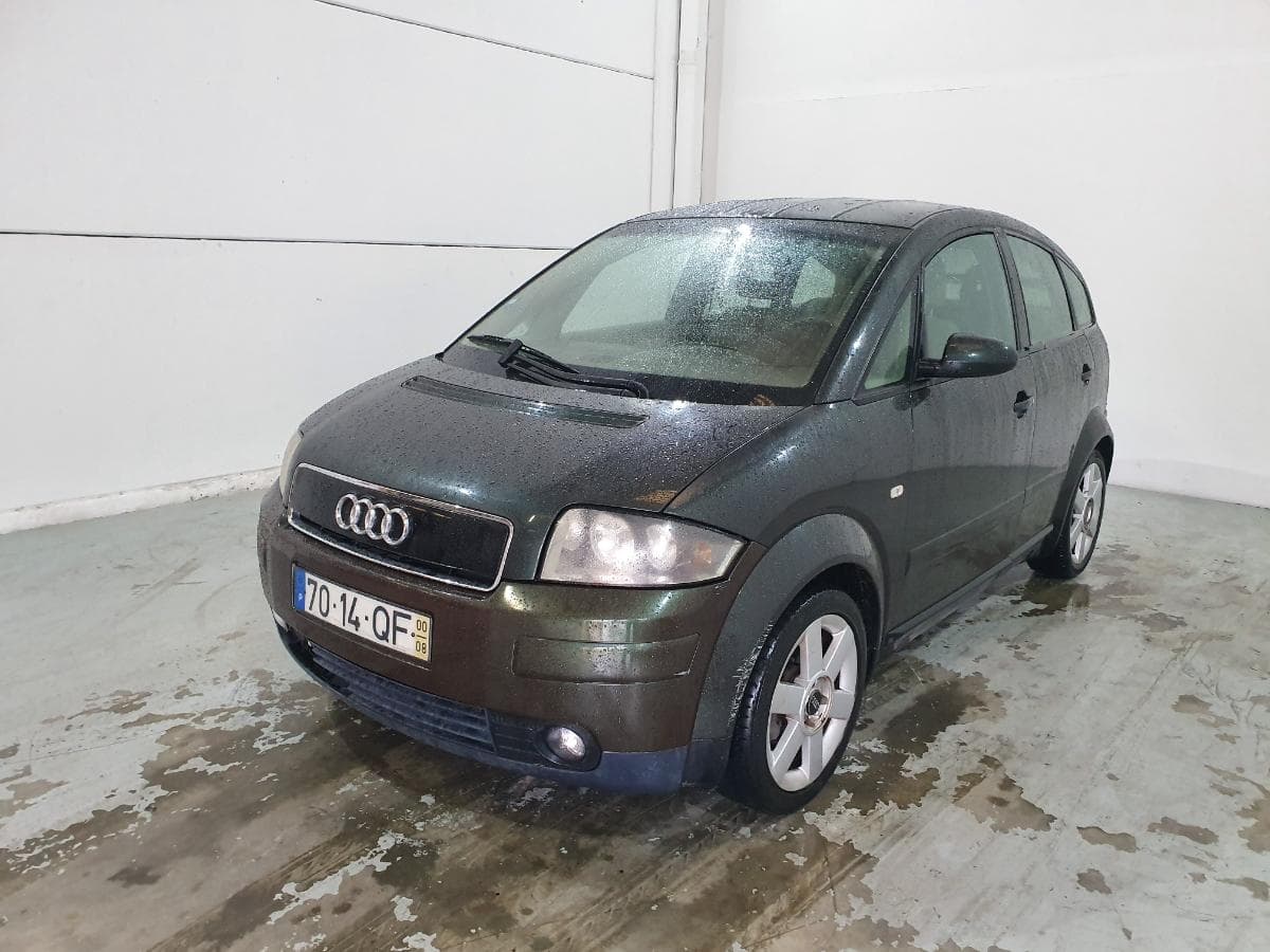 Audi A2 1.4 · Ano 2000 — image 2