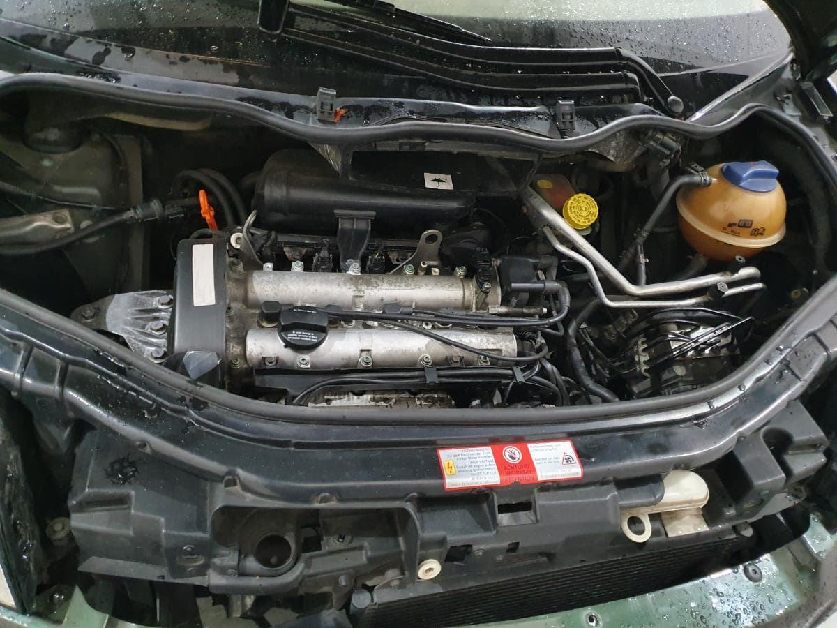 Audi A2 1.4 · Ano 2000 — image 4