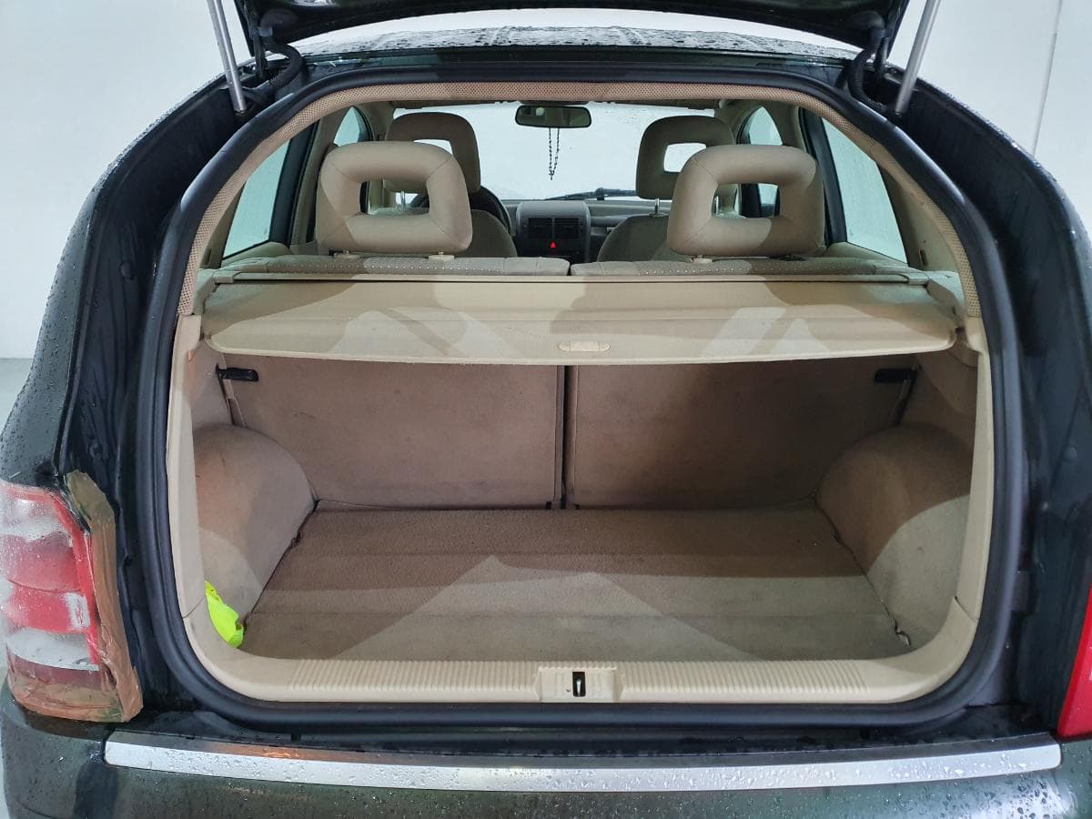 Audi A2 1.4 · Ano 2000 — image 8