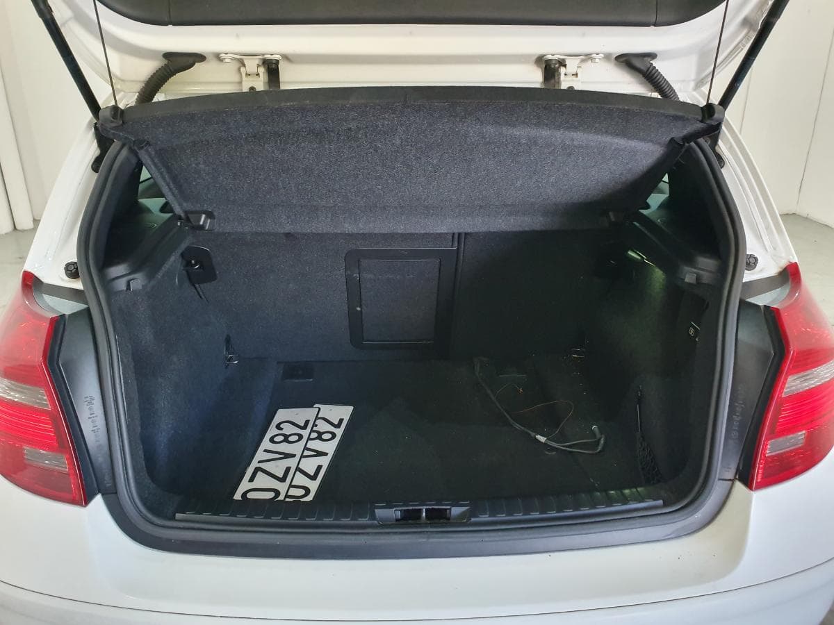 BMW 120D · Ano 2008 — image 12